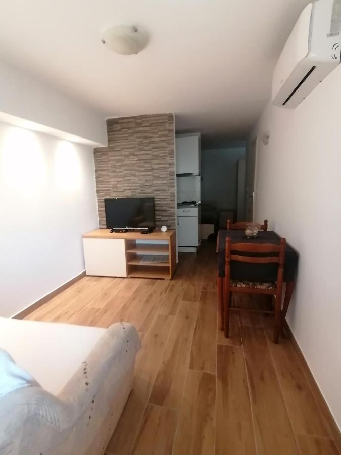 Apartment Marko Dunato Crikvenica Esterno foto